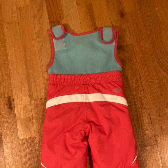 Adorable Baby Columbia Snowsuit - Picture 5 of 5